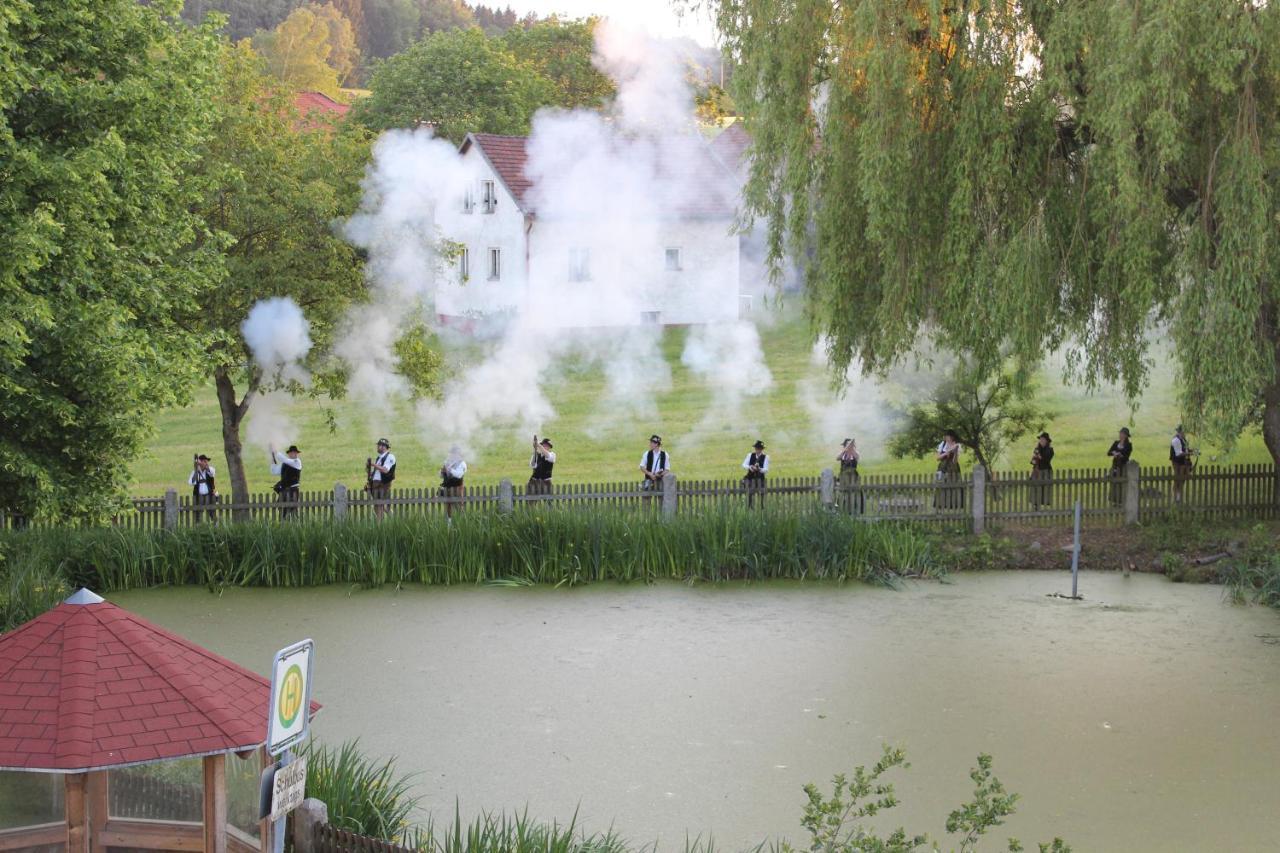 Gasthaus Zur Waldesruh Waffenbrunn Bagian luar foto